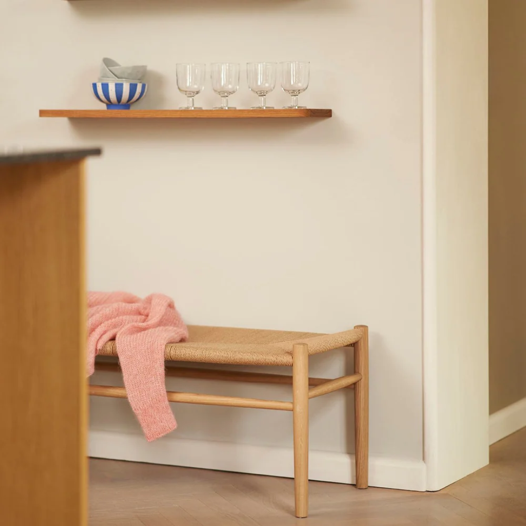 J83B Bench